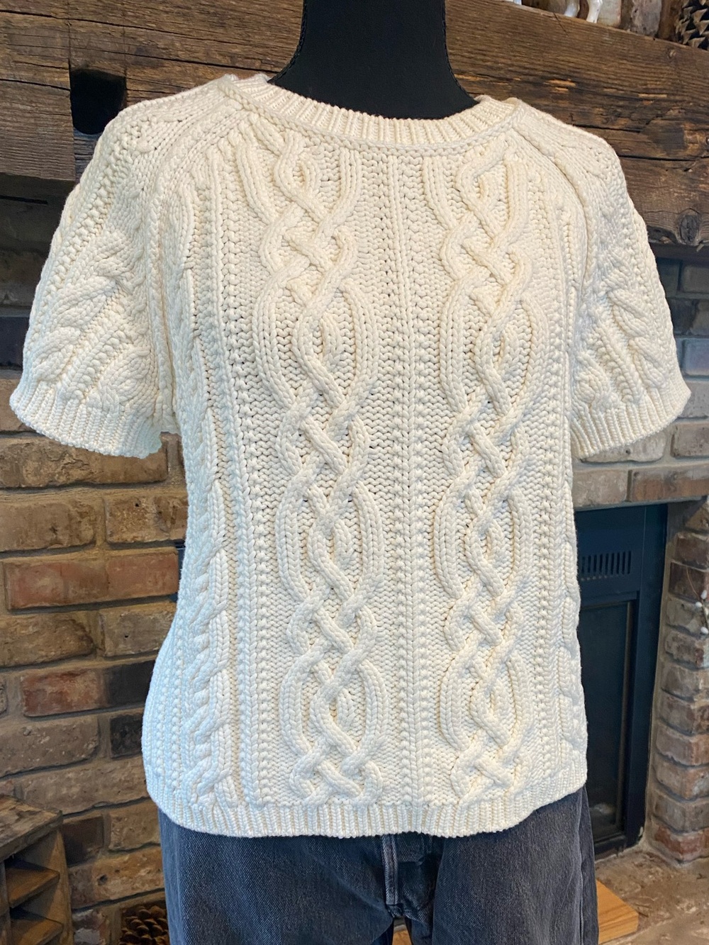 Free People short sleeve cableknit sweater size LG